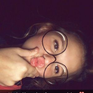 Meet your Posher, Karlie